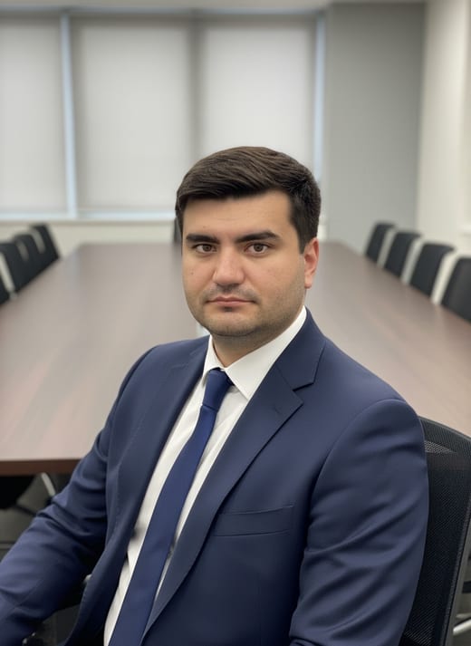 Совет директоров — сидя · крупный план