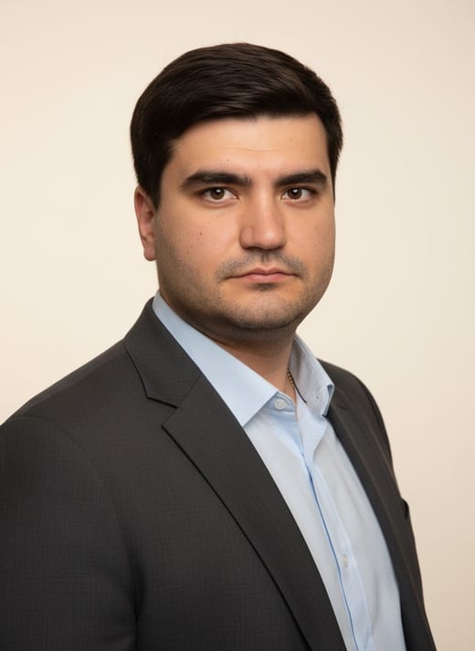 Студия — деловой повседневный
